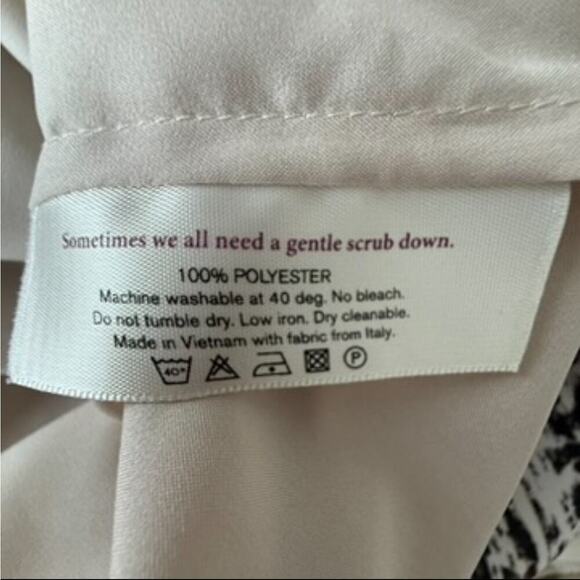 MM LAFLEUR | The Didion Ink Wash Print Short Sleeve Silk Blouse Summer | Size 2X - Picture 9 of 9